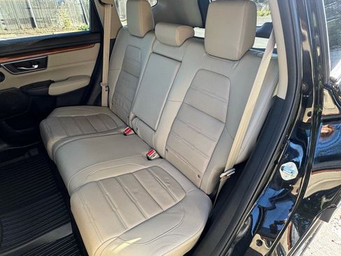 Used 2018 Honda CR-V Touring image 9