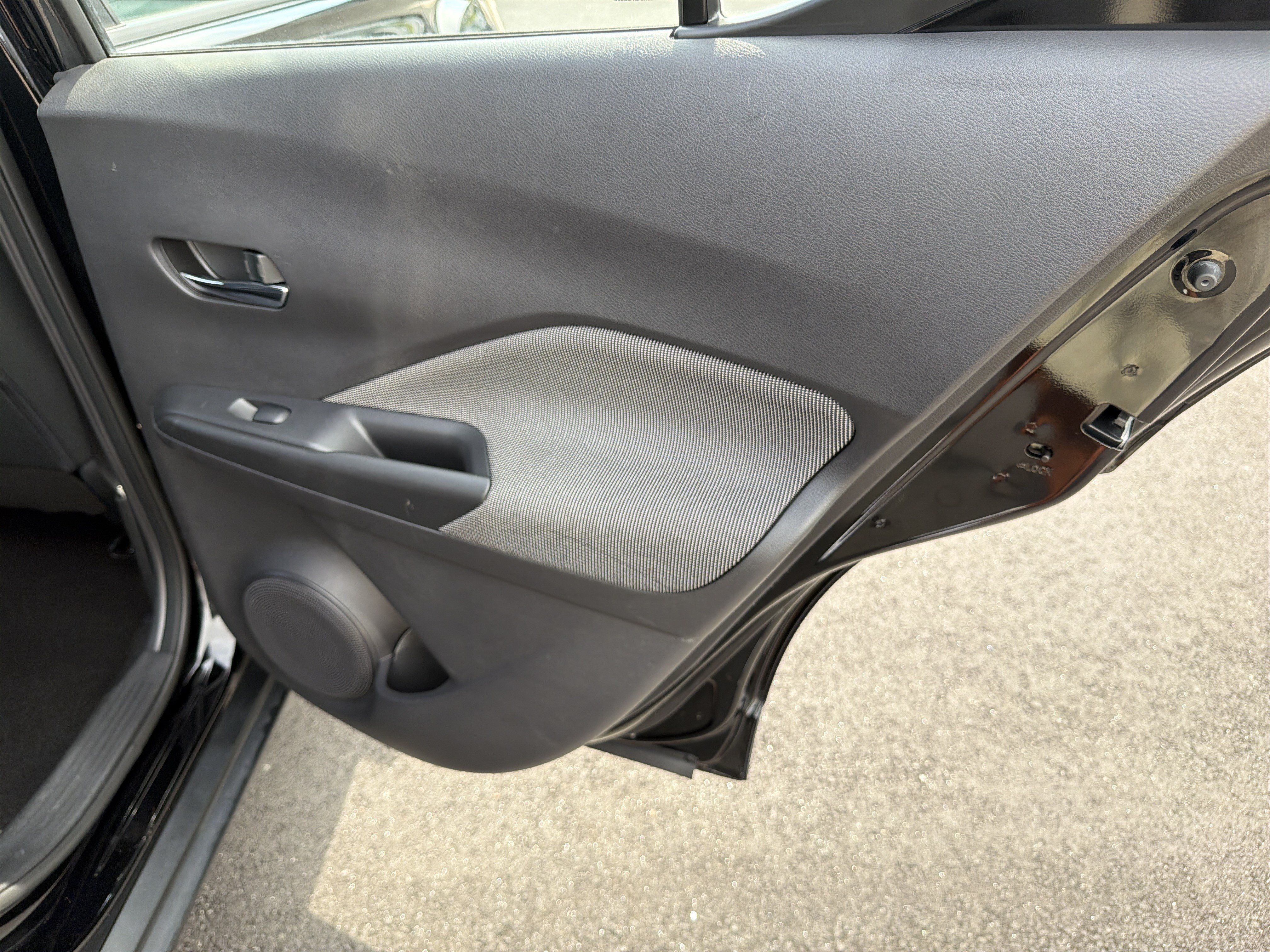 Used 2020 Nissan Kicks SV FWD image 16