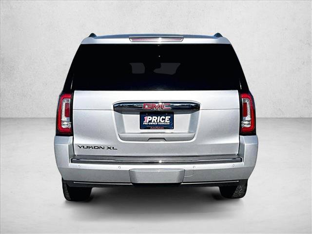 Used 2016 GMC Yukon XL Denali w/ Open Road Package AWD/4WD image 4