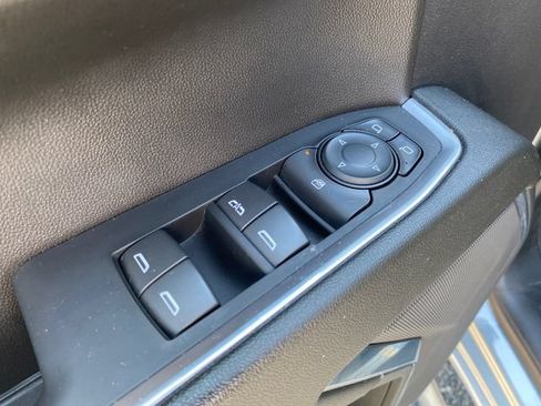 Certified 2024 Chevrolet Silverado 1500 LT AWD/4WD image 17