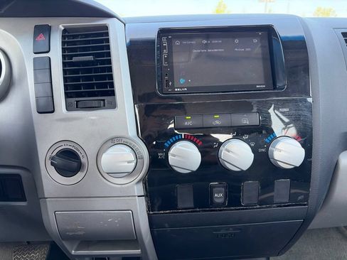 Used 2009 Toyota Tundra 4x4 Double Cab w/ Tow Pkg image 11