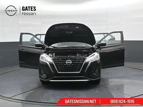 Used 2024 Nissan Kicks S image 61