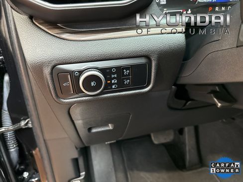 Used 2024 Ford Explorer Limited image 24