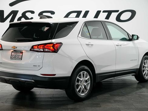 Used 2022 Chevrolet Equinox LT AWD/4WD image 4