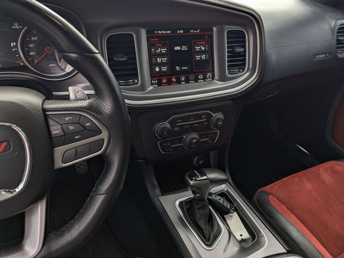 Used 2022 Dodge Charger Scat Pack w/ Dynamics Package image 12