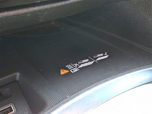 Certified 2022 Buick Enclave Essence w/ Experience Buick Package image 26