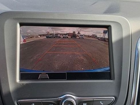 Used 2024 Chevrolet Equinox LT image 20