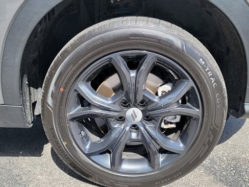 Used 2024 Dodge Hornet GT w/ GT Blacktop Package image 11