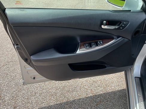 Used 2011 Lexus ES 350 FWD image 9