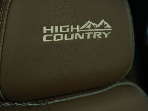 Used 2023 Chevrolet Tahoe High Country AWD/4WD image 25