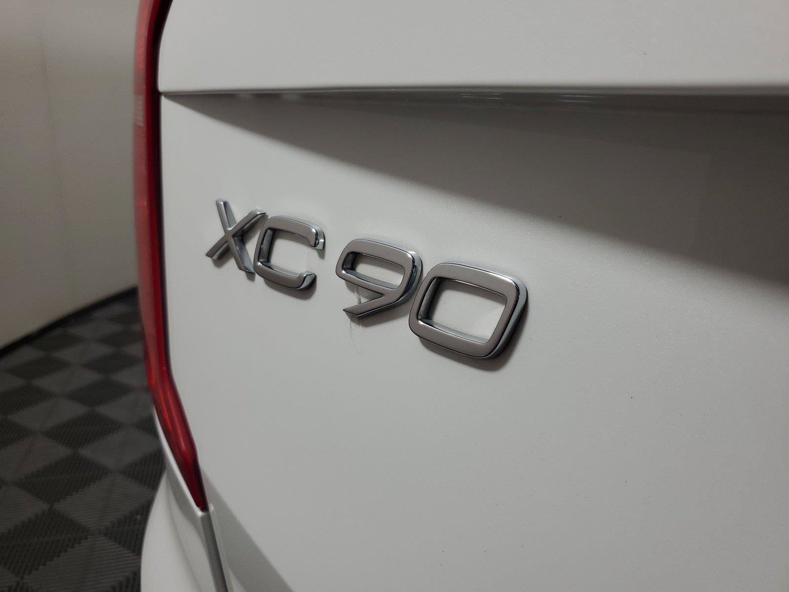 Certified 2024 Volvo XC90 T8 Core w/ Protection Package Premier AWD/4WD image 8