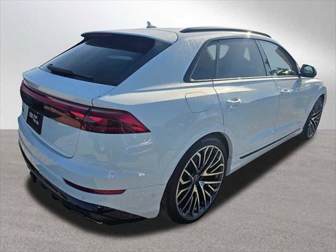 New 2026 Audi SQ8 Prestige image 3