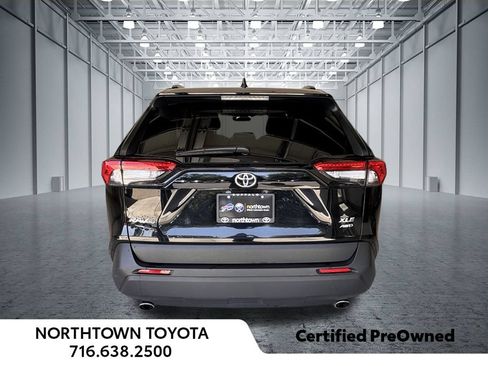 Used 2025 Toyota RAV4 XLE w/ Weather Package AWD/4WD image 24