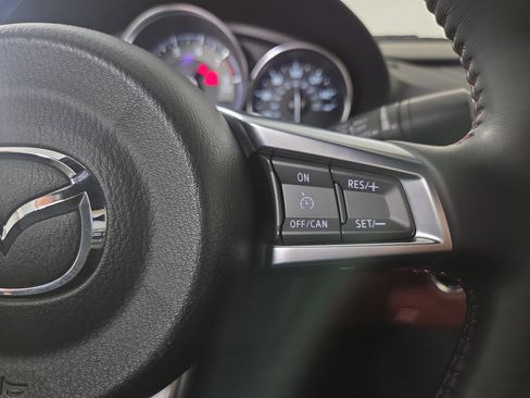 Used 2019 MAZDA MX-5 Miata RF Grand Touring RWD image 15