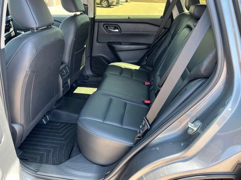 Used 2025 Nissan Rogue SL w/ SL Premium Package AWD/4WD image 3