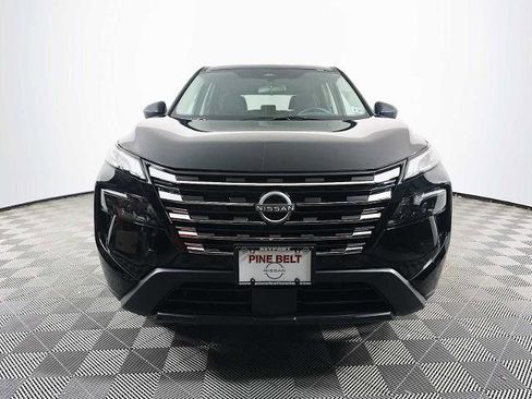 Certified 2025 Nissan Rogue S image 2