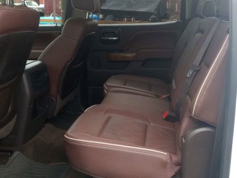 Used 2015 Chevrolet Silverado 2500 High Country w/ Duramax Plus Package image 16