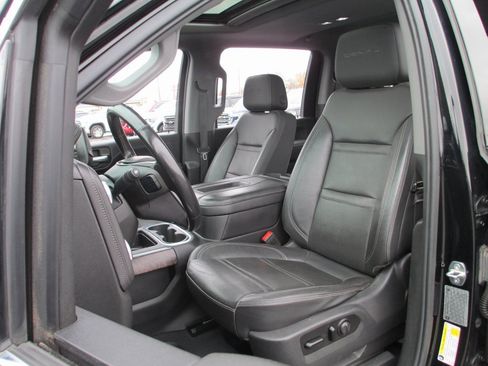 Used 2020 GMC Sierra 2500 Denali w/ Denali Ultimate Package image 19