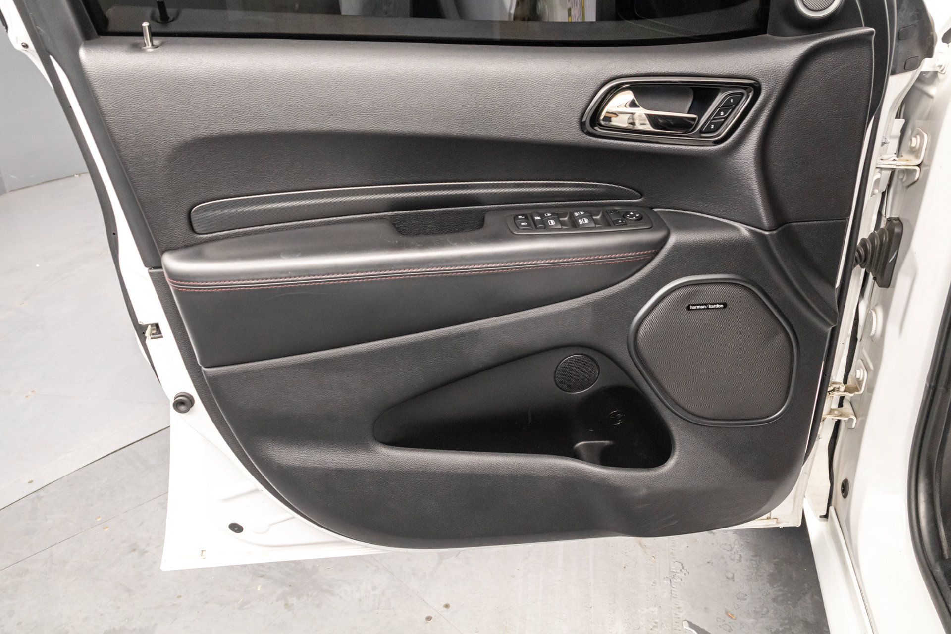 Used 2021 Dodge Durango R/T w/ Blacktop Package AWD/4WD image 30