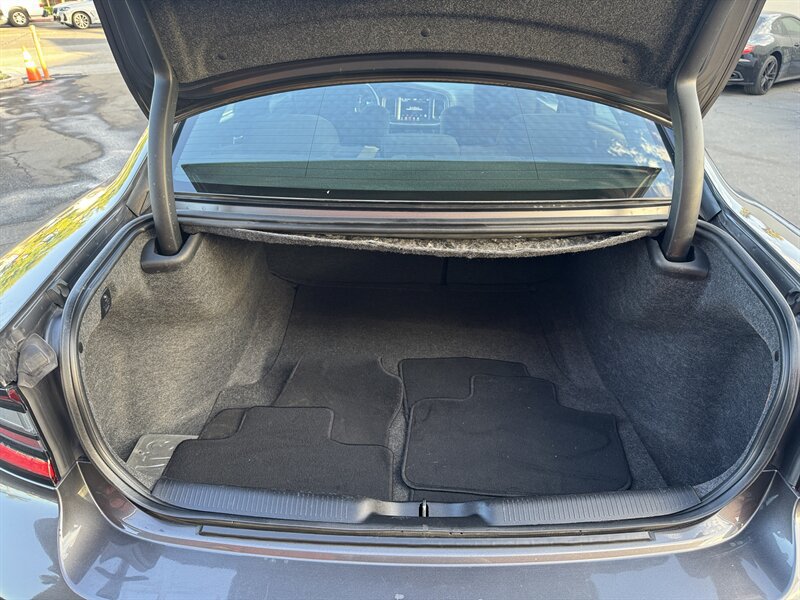 Used 2022 Dodge Charger R/T RWD image 17