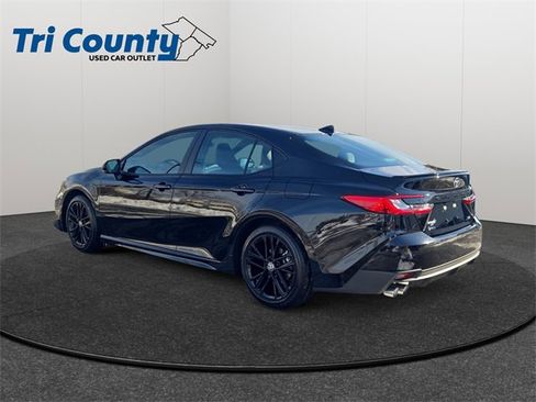 Certified 2026 Toyota Camry SE image 5