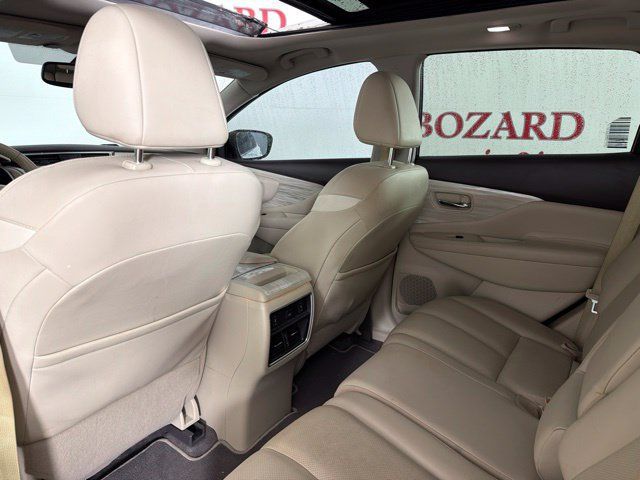 Used 2018 Nissan Murano Platinum w/ Cargo Package FWD image 28