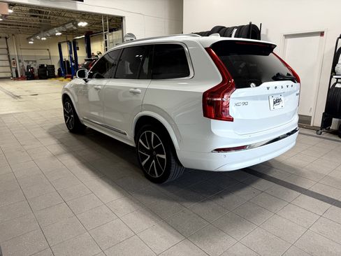 Used 2024 Volvo XC90 B6 Ultimate w/ Protection Package AWD/4WD image 4