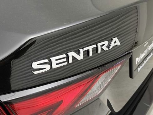 Used 2023 Nissan Sentra SV FWD image 13