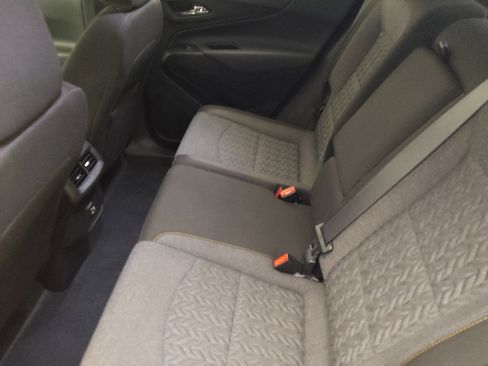 Used 2024 Chevrolet Equinox LT image 18