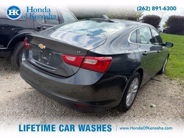 Used 2017 Chevrolet Malibu LT FWD image 2