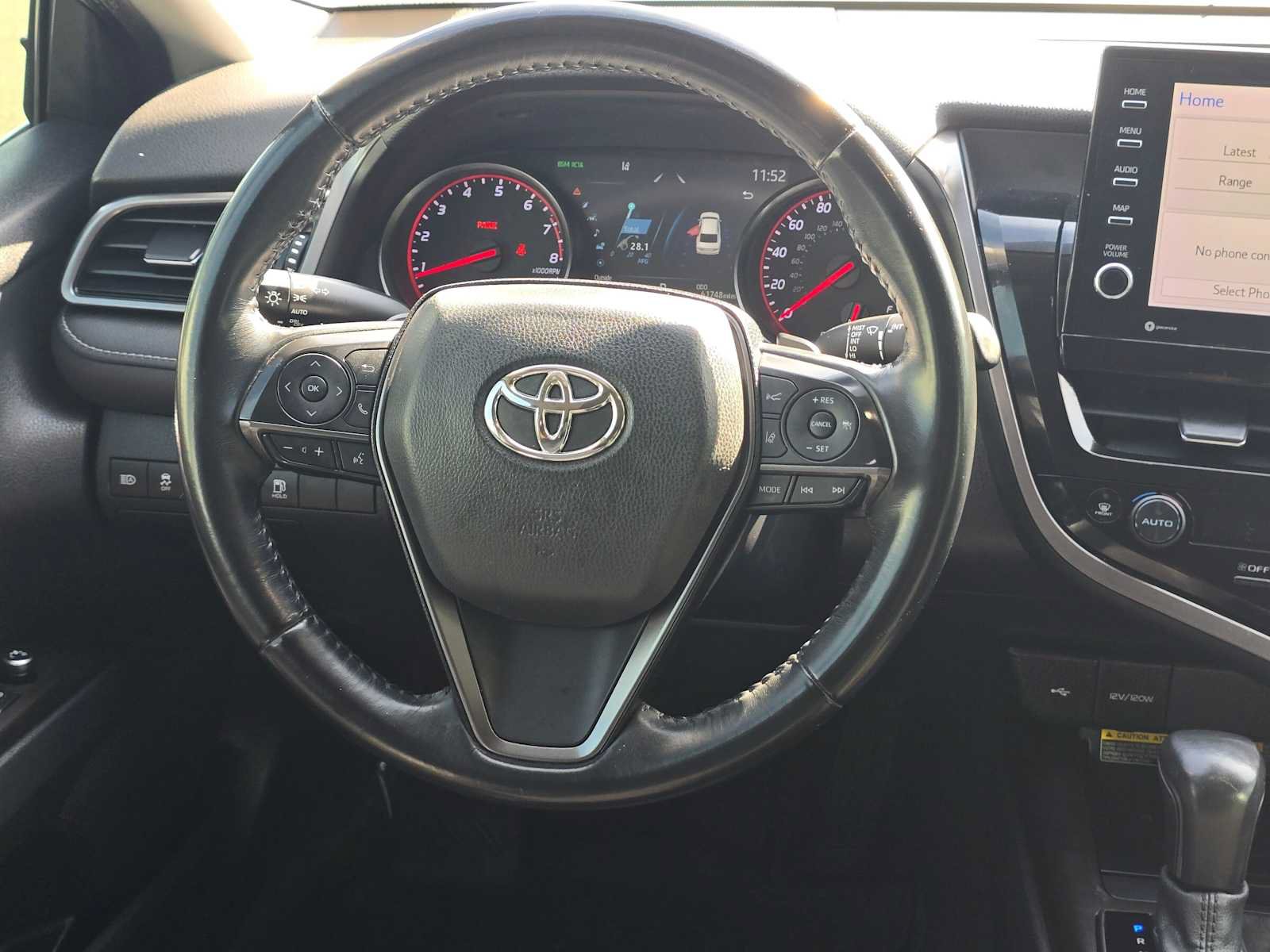 Used 2021 Toyota Camry XSE FWD image 19
