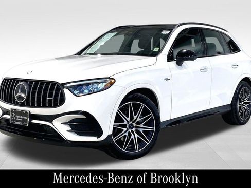 Used 2026 Mercedes-Benz GLC 43 AMG 4MATIC image 3