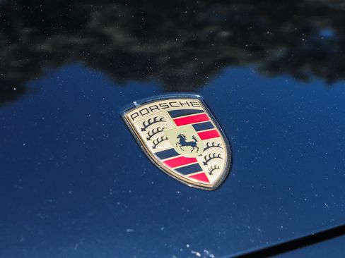 Used 2021 Porsche Cayenne Coupe AWD/4WD image 5