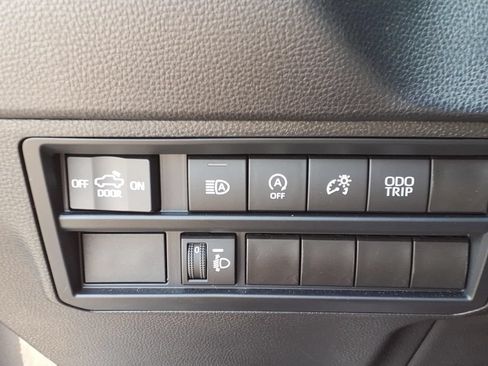 Used 2024 Toyota Tundra SR5 AWD/4WD image 32