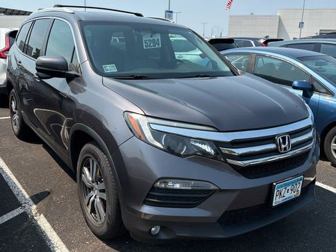 Used 2017 Honda Pilot EX-L image 3