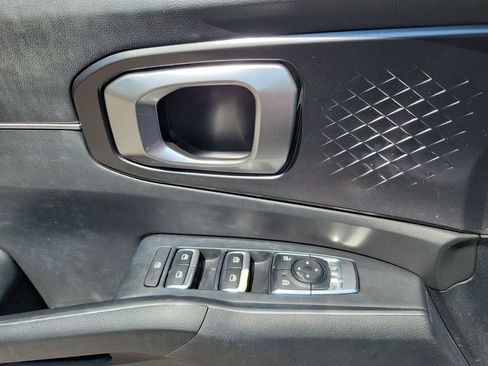 Used 2022 Kia Sorento LX FWD image 26