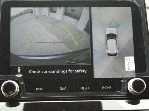 New 2025 Mitsubishi Eclipse Cross SEL image 19