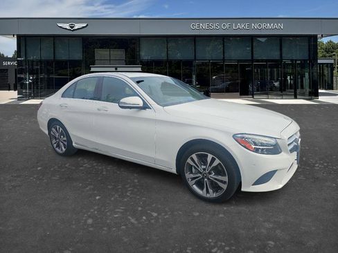 Used 2021 Mercedes-Benz C 300 4MATIC Sedan image 3