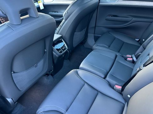 New 2025 Volvo EX90 Ultra image 10