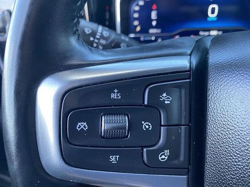 Used 2023 Chevrolet Silverado 1500 LT AWD/4WD image 45