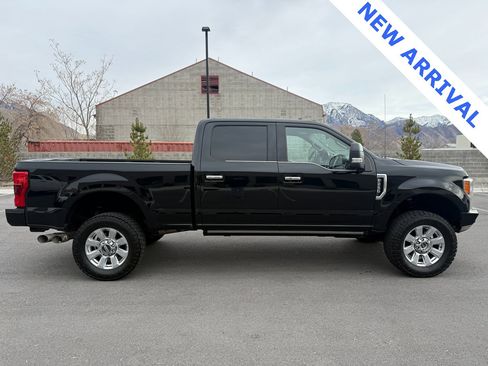 Used 2018 Ford F250 Platinum w/ Platinum Ultimate Package image 8