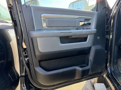 Used 2018 RAM 2500 Big Horn AWD/4WD image 9