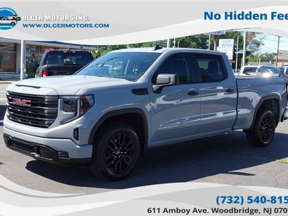 Used 2024 GMC Sierra 1500 Pro w/ Graphite Edition