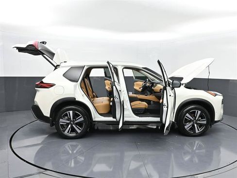 Used 2022 Nissan Rogue Platinum w/ Head-Up Display Package AWD/4WD image 51