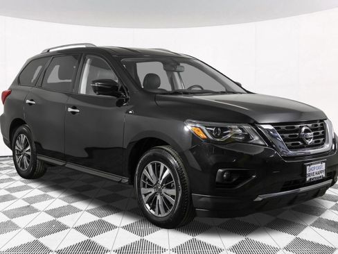 Used 2019 Nissan Pathfinder SL image 14