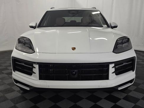 New 2026 Porsche Cayenne AWD/4WD image 10