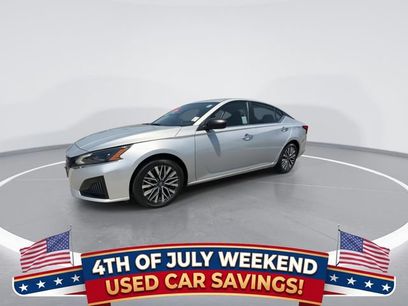 Used 2024 Nissan Altima 2.5 SV