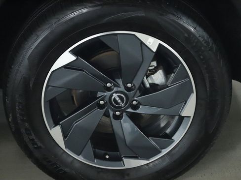 Certified 2026 Nissan Rogue SV w/ Cold Weather Package image 10