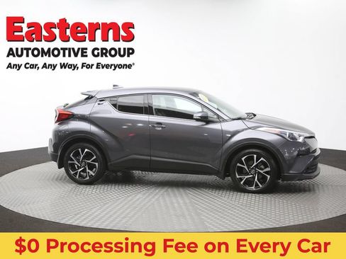 Used 2019 Toyota C-HR Limited FWD image 44