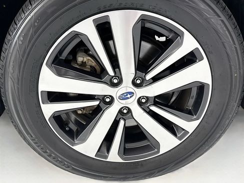 Used 2019 Subaru Outback 2.5i Limited AWD/4WD image 30